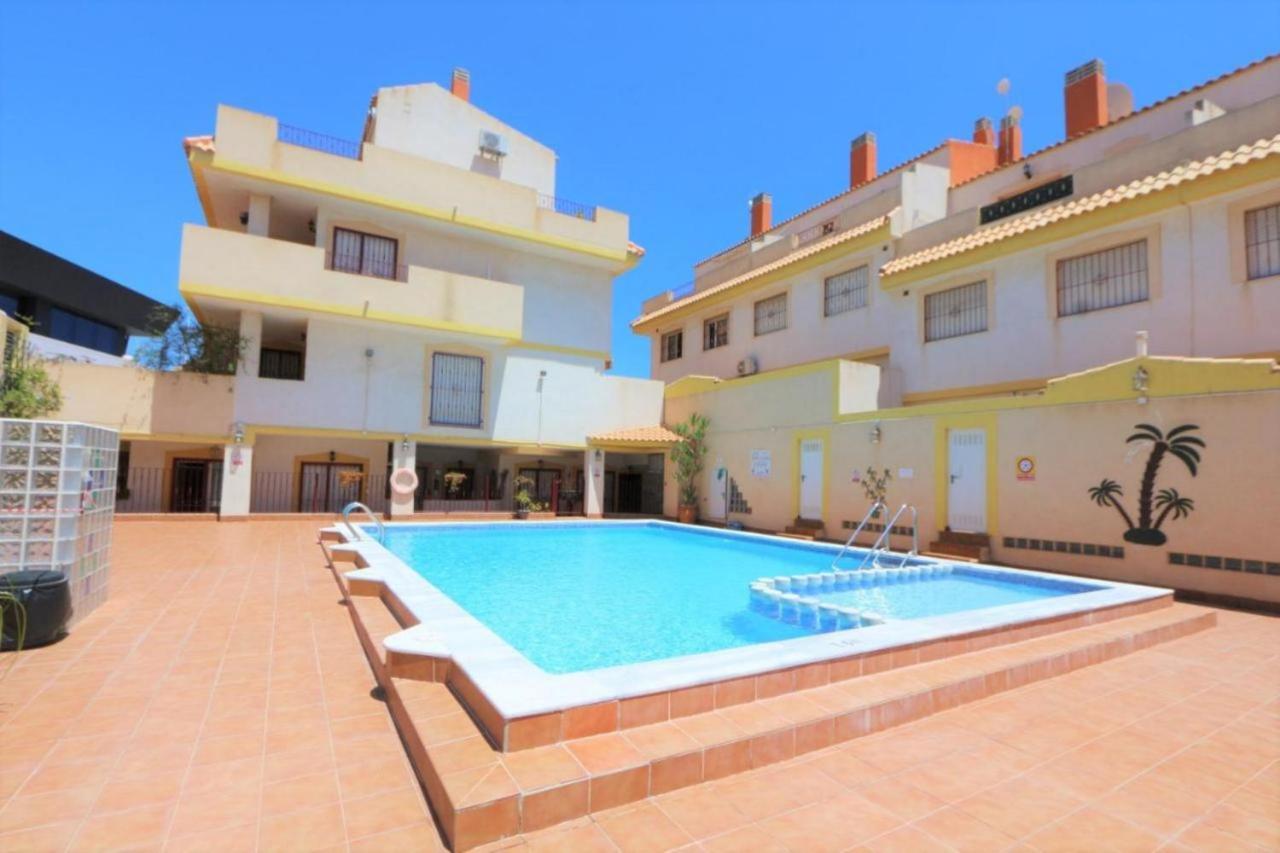 236 Sunny Duplex -Alicante Holiday โอริอุเอลา ภายนอก รูปภาพ