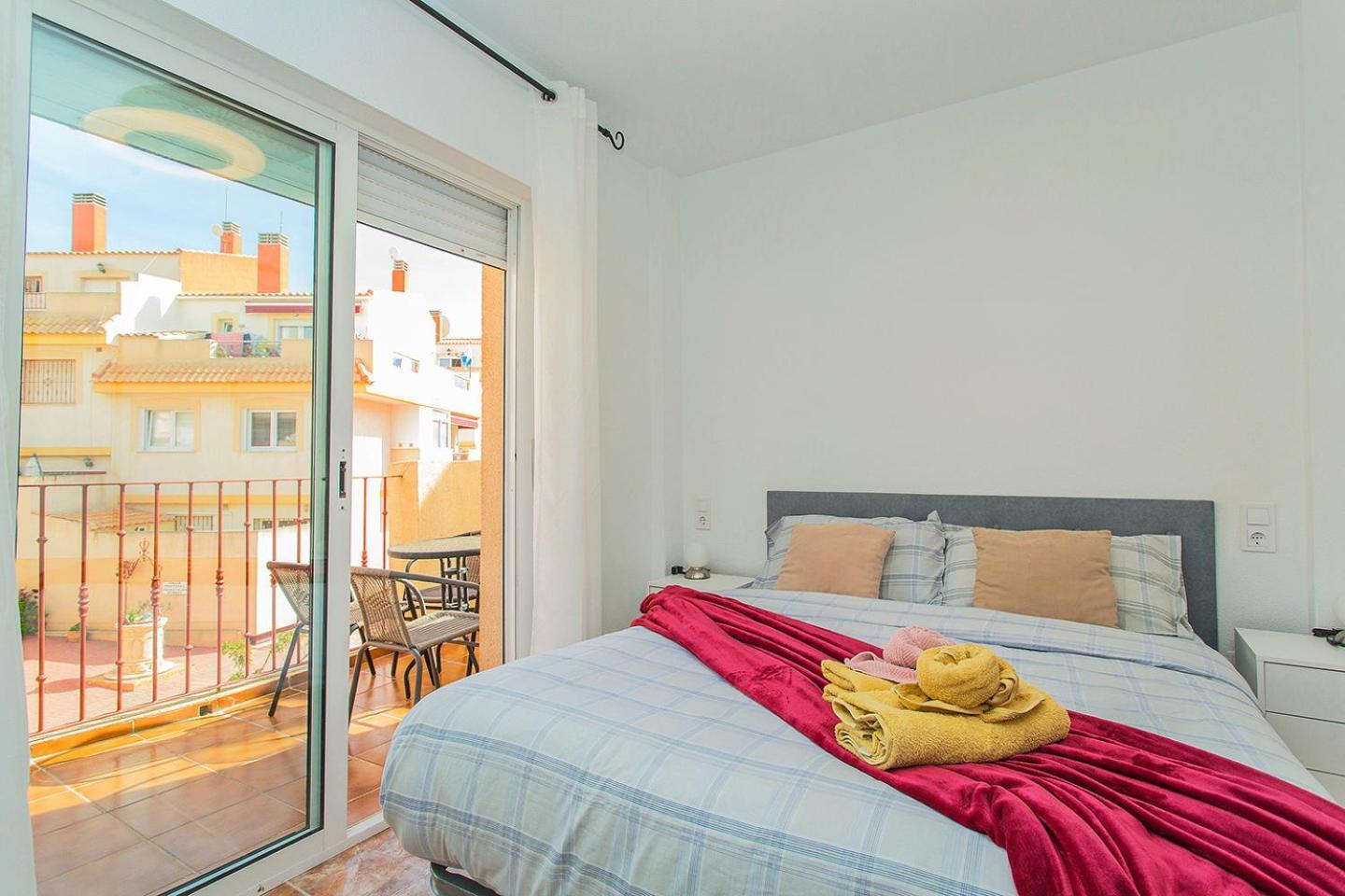 236 Sunny Duplex -Alicante Holiday โอริอุเอลา ภายนอก รูปภาพ
