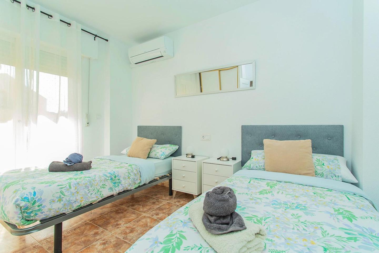 236 Sunny Duplex -Alicante Holiday โอริอุเอลา ภายนอก รูปภาพ